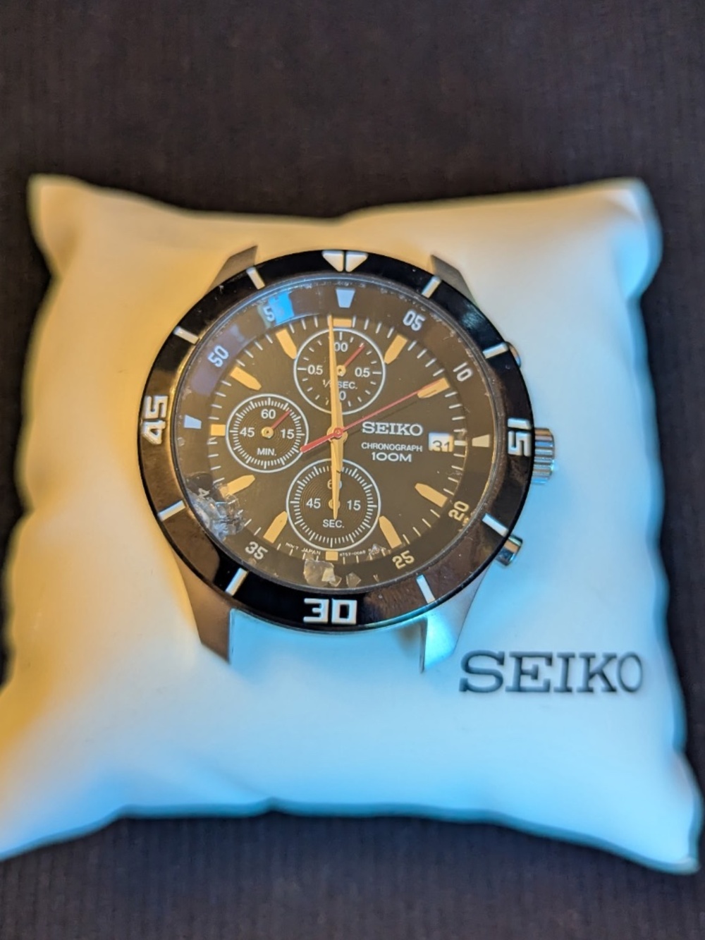 Seiko Men's Chronograph 4T57 Watch Black Dial - no band